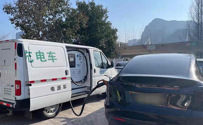 鼓楼区汽车搭电